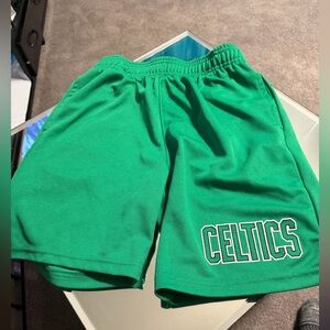 Kids preloved like new med 10/12 NBA Celtics Green Athletic Shorts